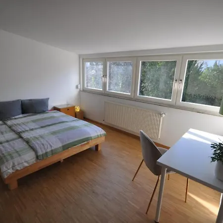 Spacious Close To Center *